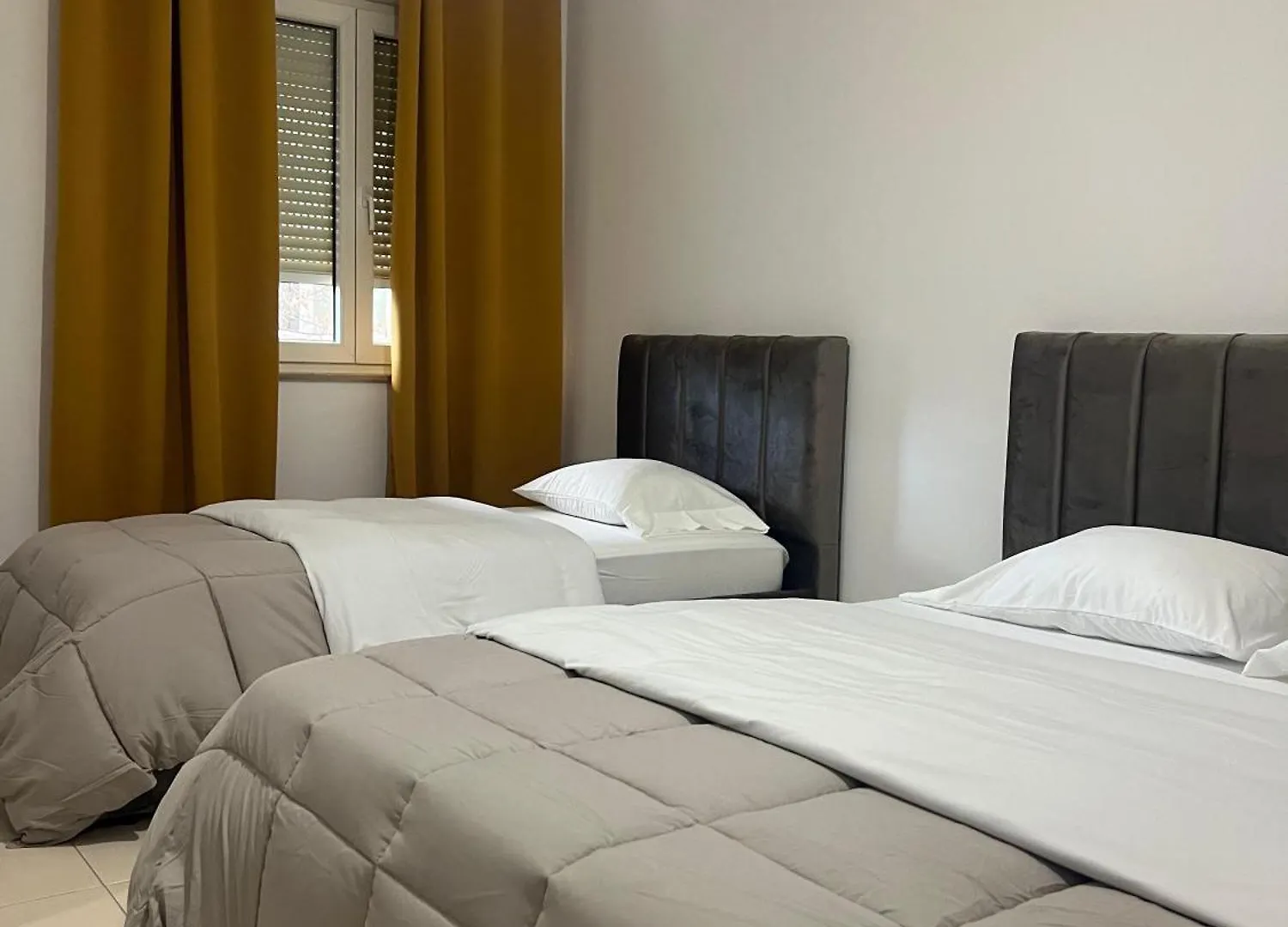 Lägenhet Fia Rentals 2 Tirana Central Albanien